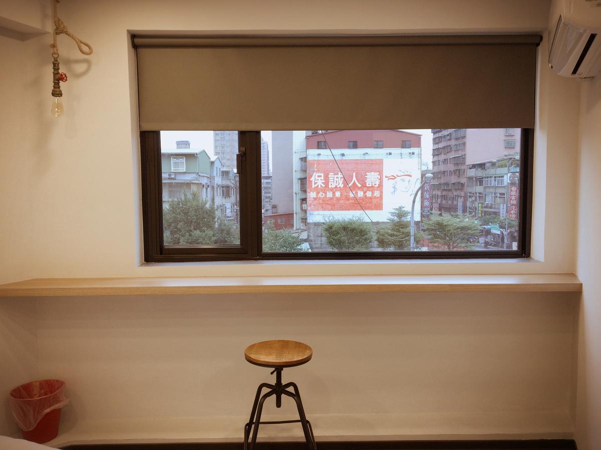 Neutral Inn Zhonghe  Bagian luar foto